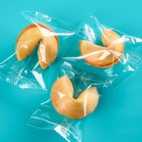 Подарочный набор новогодний &laquo;Волшебных моментов&raquo;: чай, печенье, конфеты