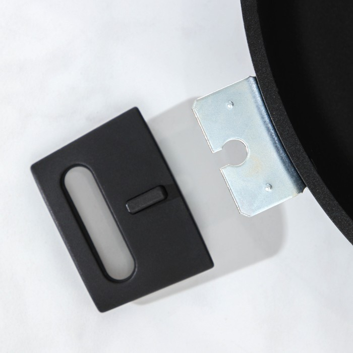 Сковорода &laquo;Традиция&raquo;, d=30 см, h=8,5 см, съёмные ручки, антипригарное покрытие, цвет чёрный