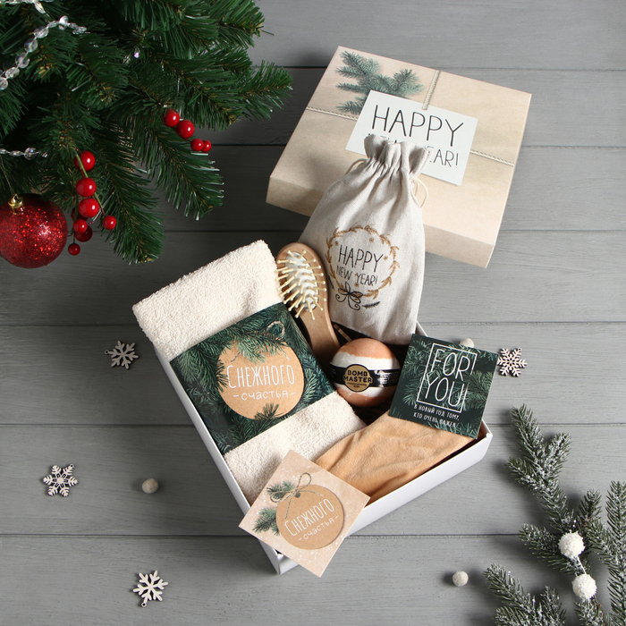 Набор подарочный Happy new year полотенце и аксессуары(4 предмета) Набор подарочный Happy new year полотенце и аксессуары(4 предмета)