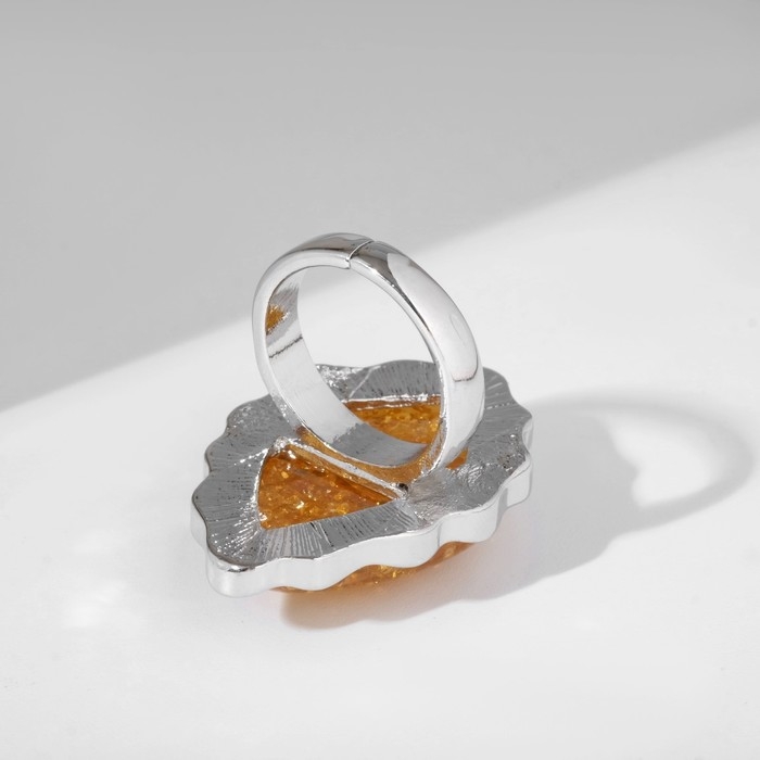 Кольцо &laquo;Изыск&raquo; ромб янтарный, цвет коричневый в серебре, безразмерное