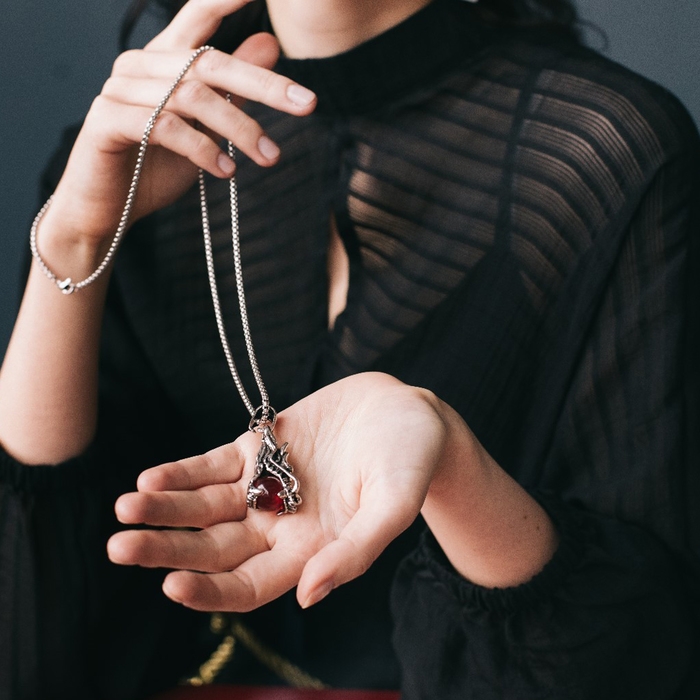 Кулон-амулет &laquo;Помпеи&raquo; дракон, цвет красный в чернёном серебре, 70 см