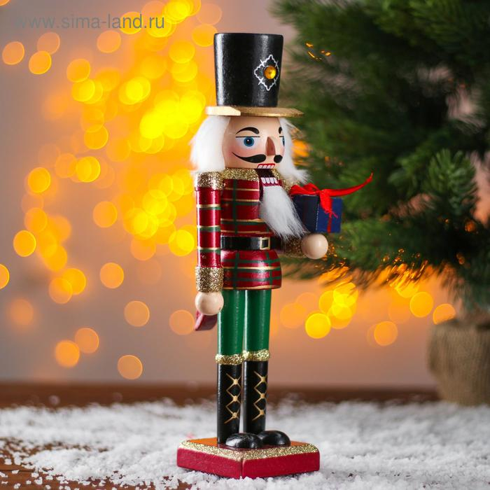Новогодний сувенир «Щелкунчики», 6 × 8 × 25 см, МИКС Новогодний сувенир «Щелкунчики», 6 × 8 × 25 см, МИКС