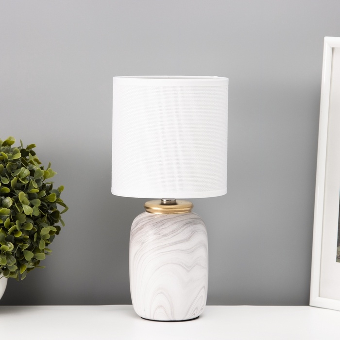 Настольная лампа Настольная лампа "Ревиджо" Е14 40вт 13х13х28 см