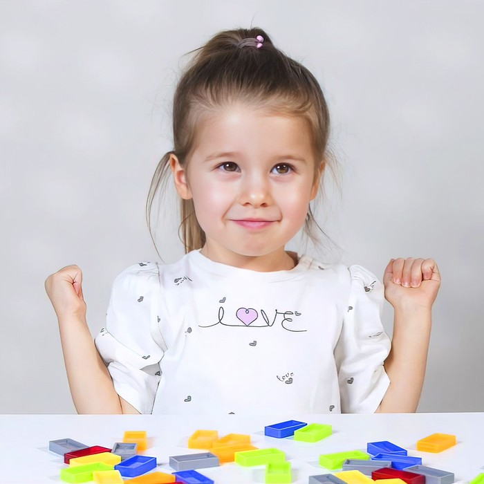 Настольная развивающая игра на равновесие «Принцип домино». 2-4 игрока, 3+ Настольная развивающая игра на равновесие «Принцип домино». 2-4 игрока, 3+