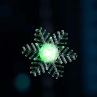 Светодиодная игрушка на липучке &laquo;Снежинка&raquo; 11 см, батарейки LR44х3 (в комплекте), свечение мульти