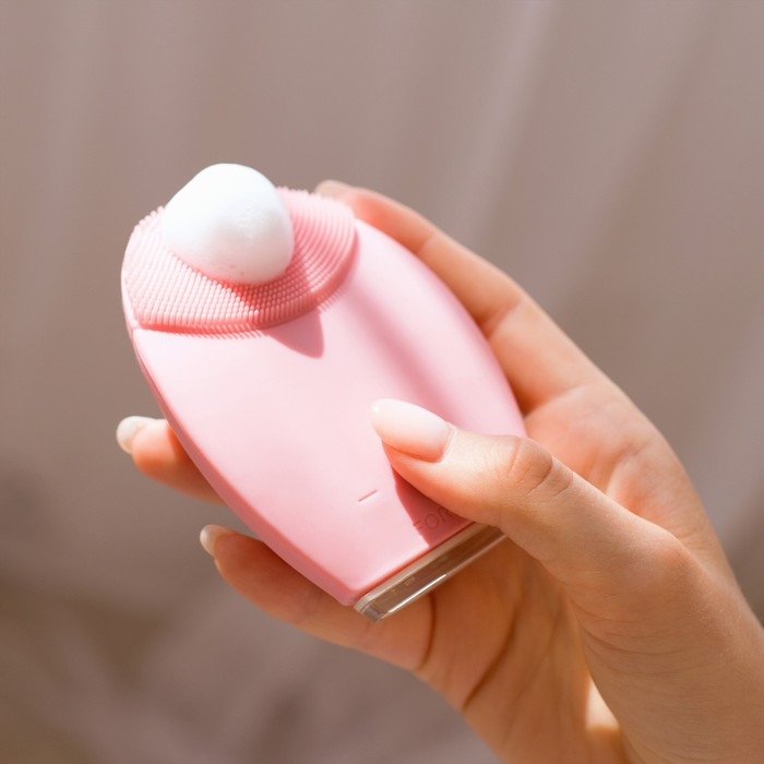 Вибромассажёр для очищения лица Luazon LEM-31, ультразвуковой, 2хААА (не в комплекте) Вибромассажёр для очищения лица Luazon LEM-31, ультразвуковой, 2хААА (не в комплекте)