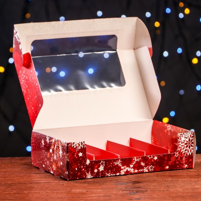 Новый год. Кондитерская упаковка под 5 эклеров Новый год. Кондитерская упаковка под 5 эклеров "Снежинки", 25,2 х 15 х 6,6 см