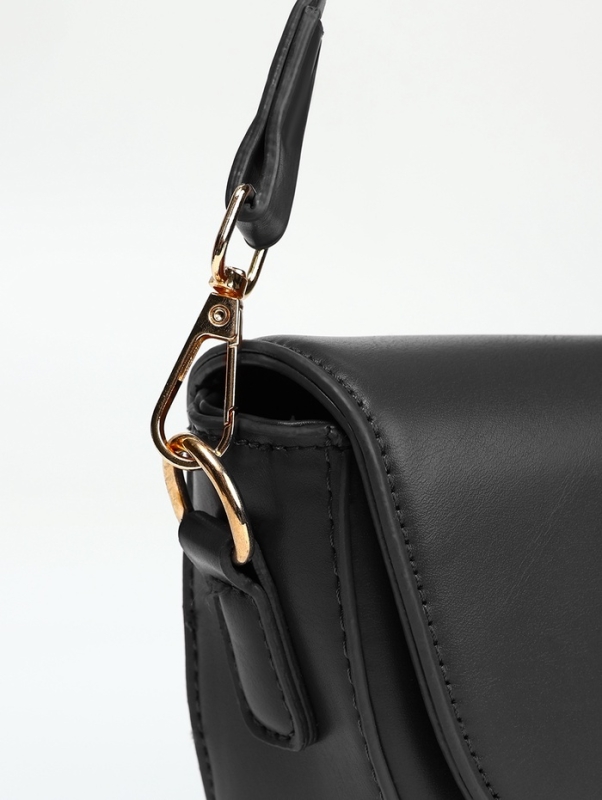 Сумка женская мессенджер на молнии, цвет чёрный