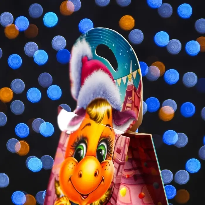 Подарочная новогодняя коробка &laquo;Крошка Дракошка&raquo;, 16.5&times;8.6&times;27 см