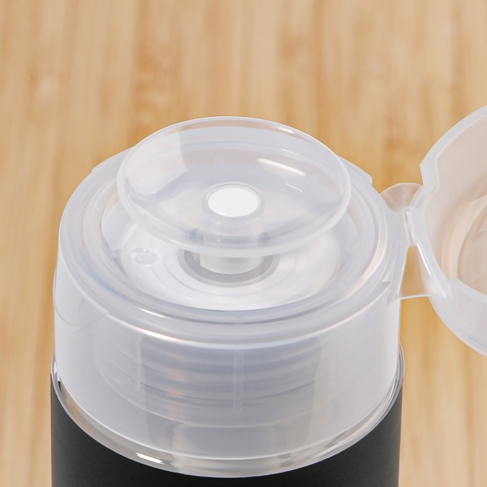 Флакон с помпой &laquo;Love what you do&raquo;, 150 мл, цвет чёрный/белый