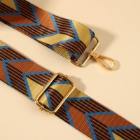 Ручка для сумки «Орнамент стрелки», стропа, с карабинами, 139 ± 3 × 3,8 см, цвет бежевый/коричневый Ручка для сумки «Орнамент стрелки», стропа, с карабинами, 139 ± 3 × 3,8 см, цвет бежевый/коричневый