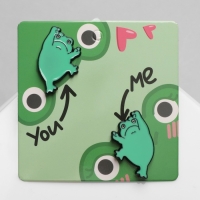 Набор значков (2 шт.) &laquo;Лягушки&raquo;, цвет зелёный в чёрном металле