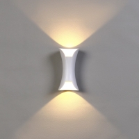 Светильник фасадный &laquo;Элегант&raquo;, FSD-051, 10 Вт, 3000К, 1 луч, IP65, 220 В, пластик, белый