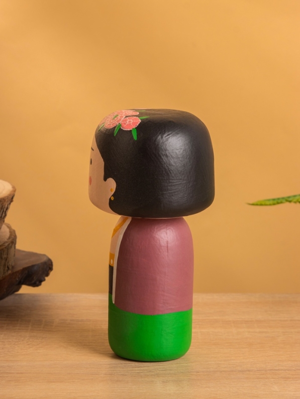 Деревянная кукла кокеши &laquo;Фрида&raquo;, 8&times;7.5&times;16 см