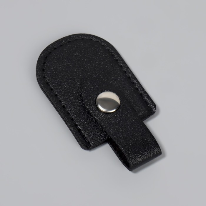 Чехол для хранения маникюрных инструментов, на кнопке, 6,8 &times; 3,8 см, цвет чёрный