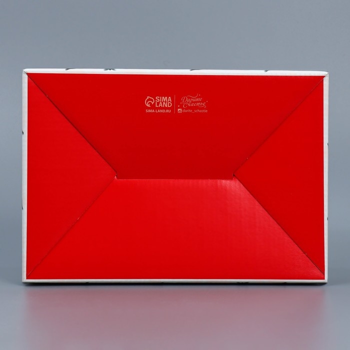 Коробка подарочная новогодняя складная &laquo;Домики&raquo;, 22 х 15 х 10 см, Новый год