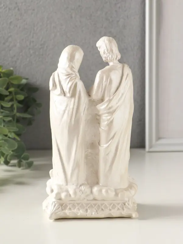 Статуэтка "Семья большая" 18х10х7 см, белый, с росписью