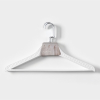 Плечики - вешалки для одежды LaDо́m Eliot, 44&times;24 см, 3 шт, широкие плечики, цвет белый