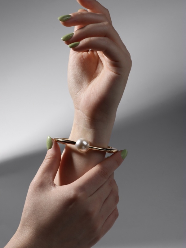 Браслет металл &laquo;Жемчужный&raquo; одна бусина, цвет золото