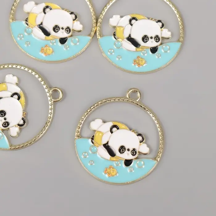 Декор для творчества металл, эмаль "Пандочка в море" 2,8х2,5 см