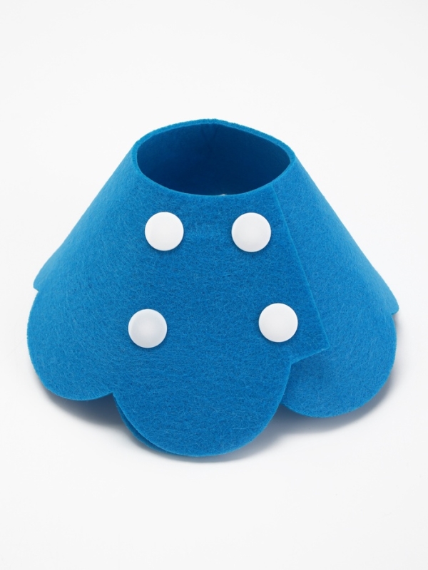 Ветеринарный воротник из фетра "Ромашка", размер L, синий