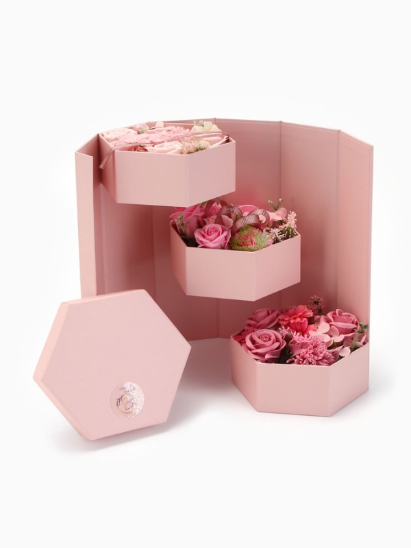 Трехуровневания мыльная композиция розовая