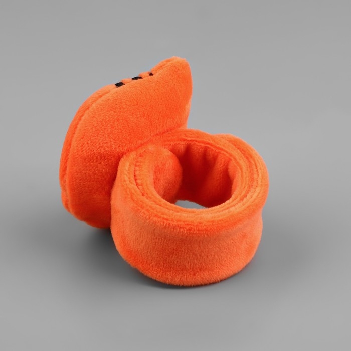 Игольница на браслете &laquo;Тигра&raquo;, 23 &times; 6,5 см, цвет оранжевый