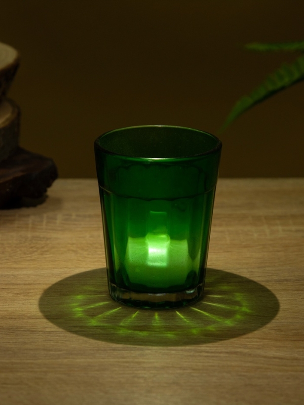 Подсвечник для чайной свечи 8х8х8,5 см