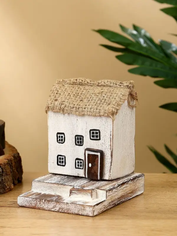 Сувенир "Дом" дерево Албезия 9х11х11 см, цв. белый