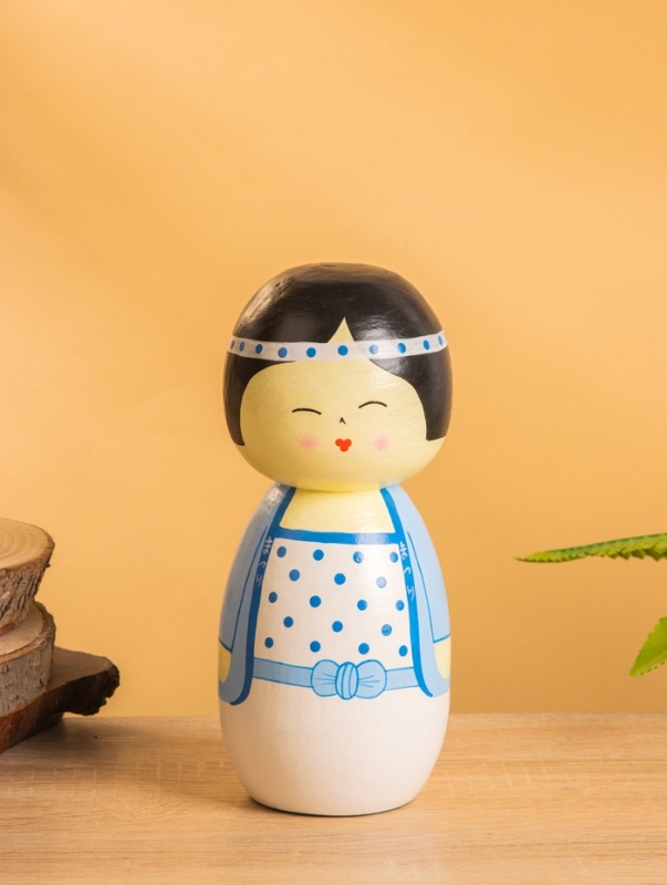 Деревянная кукла кокеши "Анеко" 9х9х21 см