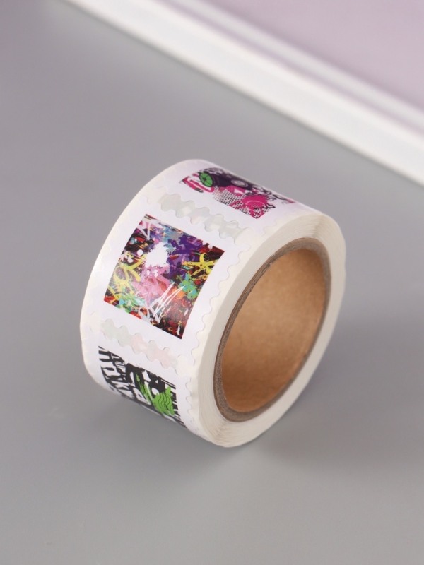 Наклейка бумага "Марки. Граффити" 3х3 см 200 шт в рулоне