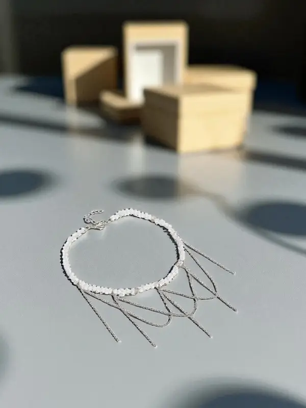 Колье "Дуга" водопад, цвет белый в серебре