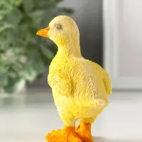 Сувенир полистоун "Жёлтый утёнок" 4,8х7,5х9,2 см