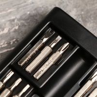 Набор отверток в фляге &laquo;Хочешь жить&raquo;, универсальный, 18 предметов