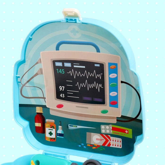 Игровой набор доктора &laquo;Юный врач&raquo;, в чемодане