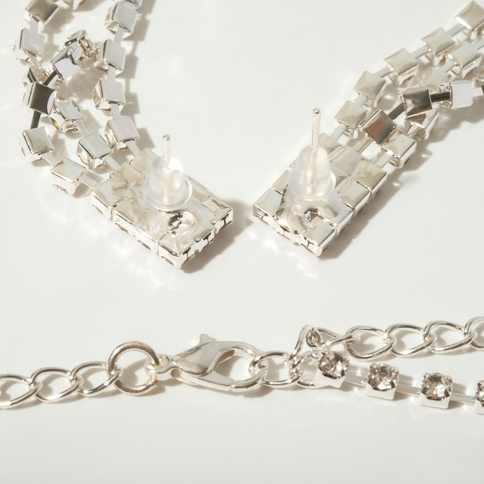 Набор 2 предмета: серьги, колье «Искры» прямоугольники, цвет белый в серебре, 30 см Набор 2 предмета: серьги, колье «Искры» прямоугольники, цвет белый в серебре, 30 см