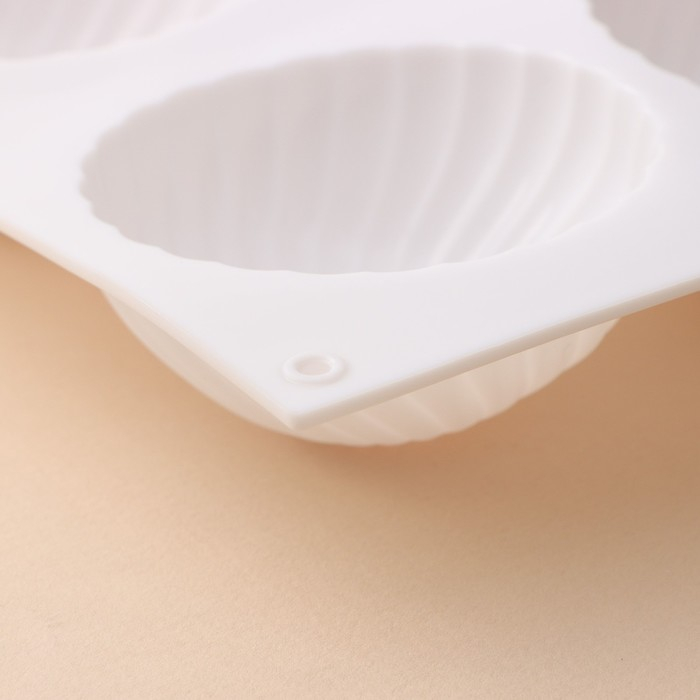 Форма для муссовых десертов и выпечки KONFINETTA &laquo;Купол&raquo;, силикон, 30&times;17,5&times;4 см, 6 ячеек (d=7,5 см), цвет белый