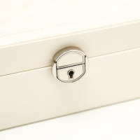 Шкатулка кожзам под часы 2 отделения и бижутерию "Ромбы белые" матовая 8,5х25х25 см Шкатулка кожзам под часы 2 отделения и бижутерию "Ромбы белые" матовая 8,5х25х25 см