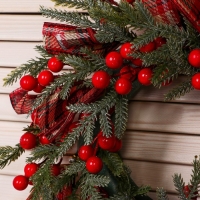 Венок новогодний d- 30 см "Уютная сказка" клетчатые ленты ягоды