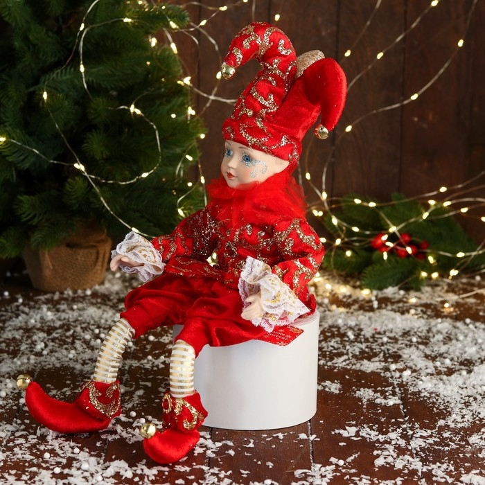 Новогодний шут "В нарядном костюмчике" музыка шевелит головой, 46 см, красный