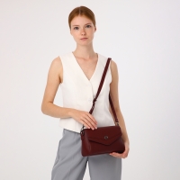 Сумка-мессенджер на магните, цвет бордовый Сумка-мессенджер на магните, цвет бордовый