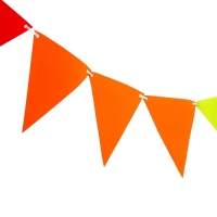 Гирлянда &laquo;Флажки&raquo; треугольник