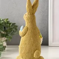 Сувенир полистоун "Зайка вязанный с пасхальными яичками" 8х10,5х23 см