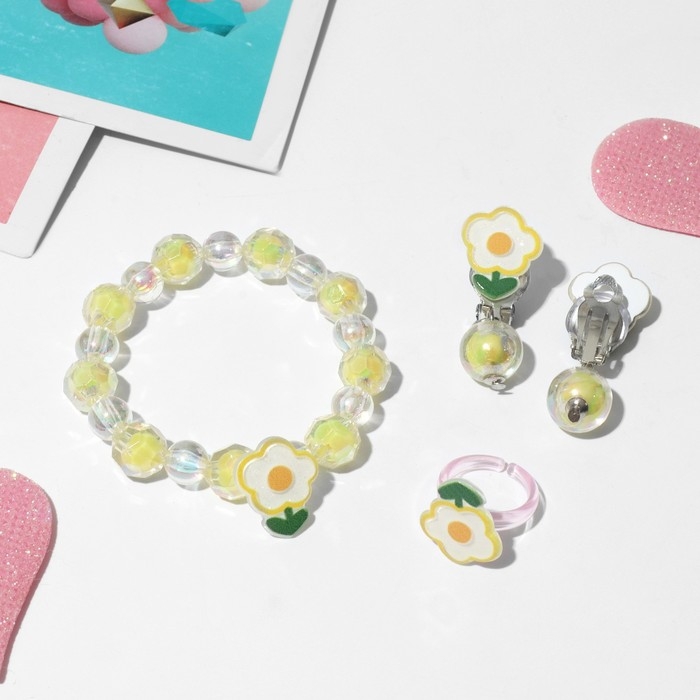 Набор детский «Выбражулька» 3 предмета: клипсы, браслет, кольцо, цветочки, цветной Набор детский «Выбражулька» 3 предмета: клипсы, браслет, кольцо, цветочки, цветной