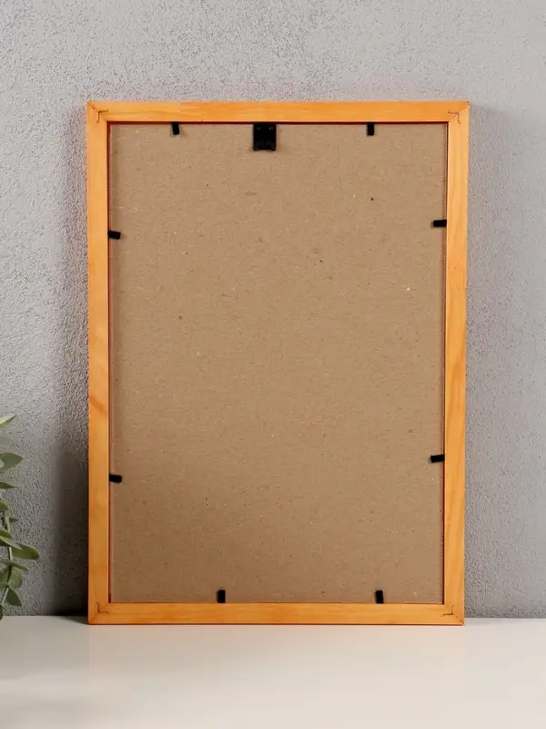 Фоторамка дерево 21х30 см, сосна №2 (пластиковый экран)