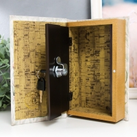 Сейф-книга дерево кожзам "Серый котёнок с цветами" 21х13х5 см