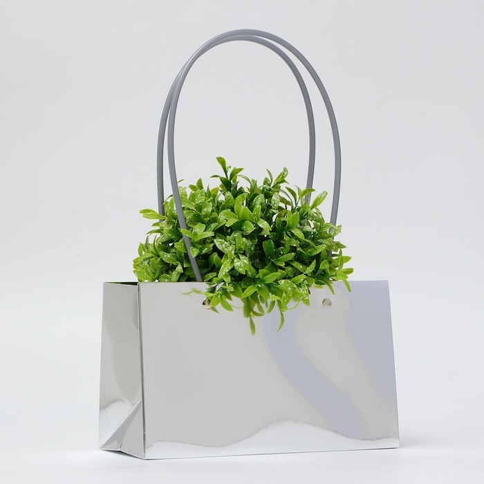 Сумка для цветов серебро, влагостойкая, 22х11х14 см Сумка для цветов серебро, влагостойкая, 22х11х14 см