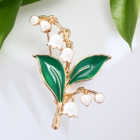 Брошь &laquo;Ландыши&raquo; две веточки, цвет бело-зелёный в золоте