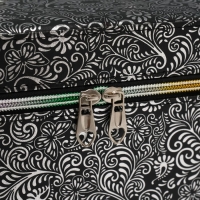 Шкатулка кожзам с зеркалом "Узоры, бабочки" чёрная н-р 3 шт 19х10,5х10,5 21х13х14 15х23х17см