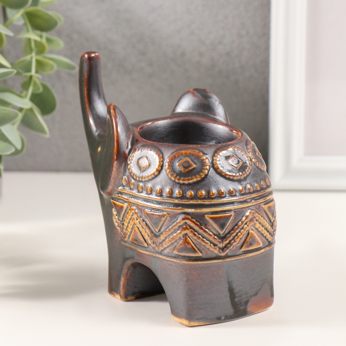 Подсвечник керамика на 1 свечу "Слонёнок. Этнические узоры" коричневый 7х11,5х10,5 см